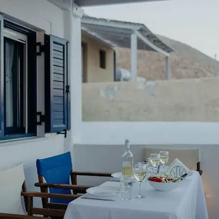 Argyro' S Io, House With Panoramic View In Kasteli *