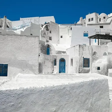Argyro' S Io, House With Panoramic View In Kasteli Emporio (Santorini)