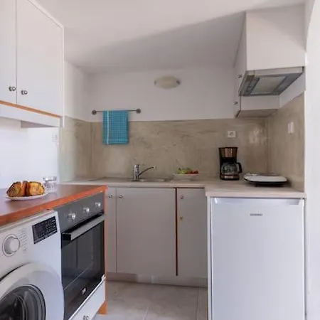 Argyro' S Io, House With Panoramic View In Kasteli Emporio (Santorini)